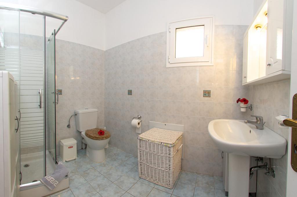 George Apartments Lourdata  Habitación foto