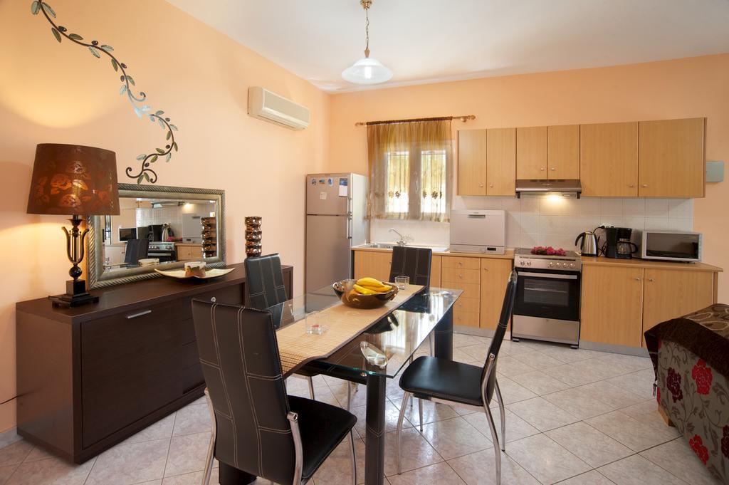 George Apartments Lourdata  Habitación foto